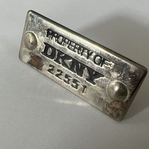 DKNY PROPERTY OF DKNY 22551 - VINTAGE PIN RARE GIFT BLACK/SILVER COLOR Used